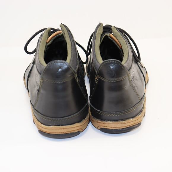 OluKai Kamuela Leather Chukka Shoes Men’s 9 Black Casual Comfort main image 3